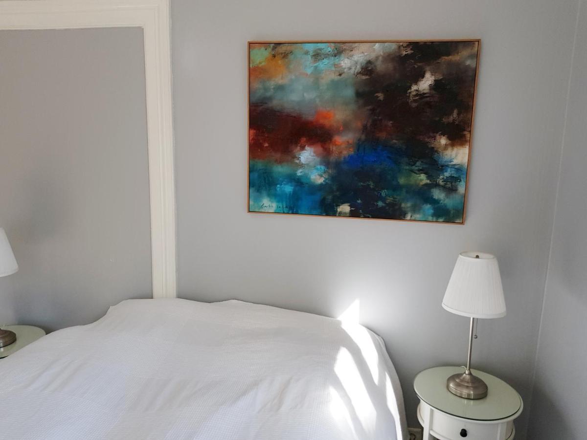 Hotel Fe Gisting Akureyri Esterno foto